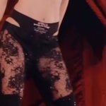 【宇野実彩子】ちょっとこの衣装セクシーすぎないか？ｗｗ