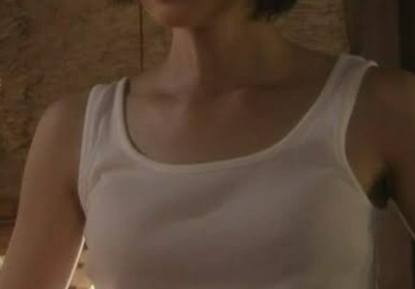 【黒島結菜】結菜ちゃんの慎ましいおっぱいがこちらｗｗ