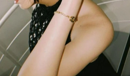 【池田エライザ】腋出しエライザ最高じゃね？